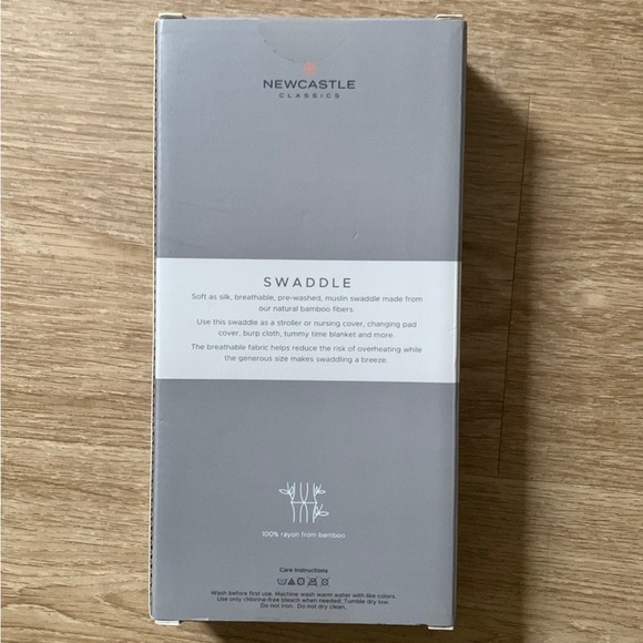 Baby swaddle Newcastle Classics - Picture 2 of 2